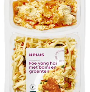 Plus Foe Yong Hai gewokte bami en groenten